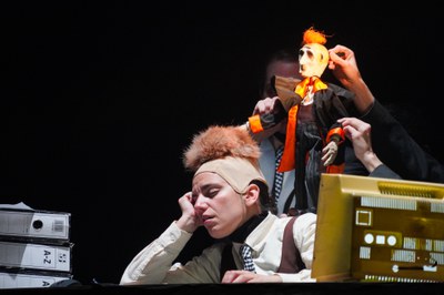 Obra teatral L'Anorak @ComuEncamp.