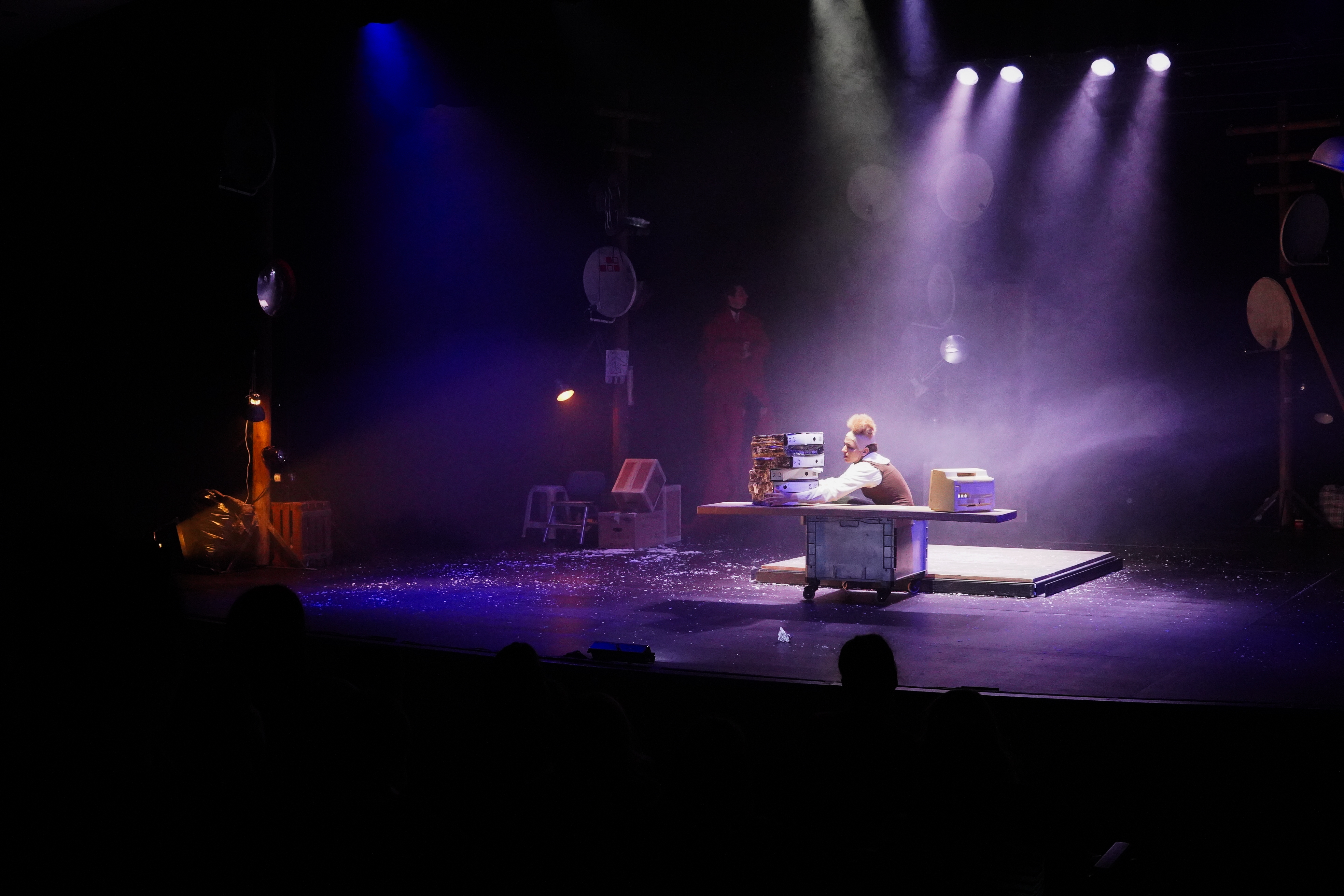 Obra teatral L'Anorak @ComuEncamp