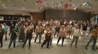 La cinquena Trobada Internacional de ball en línia omple la sala de festes i congressos 