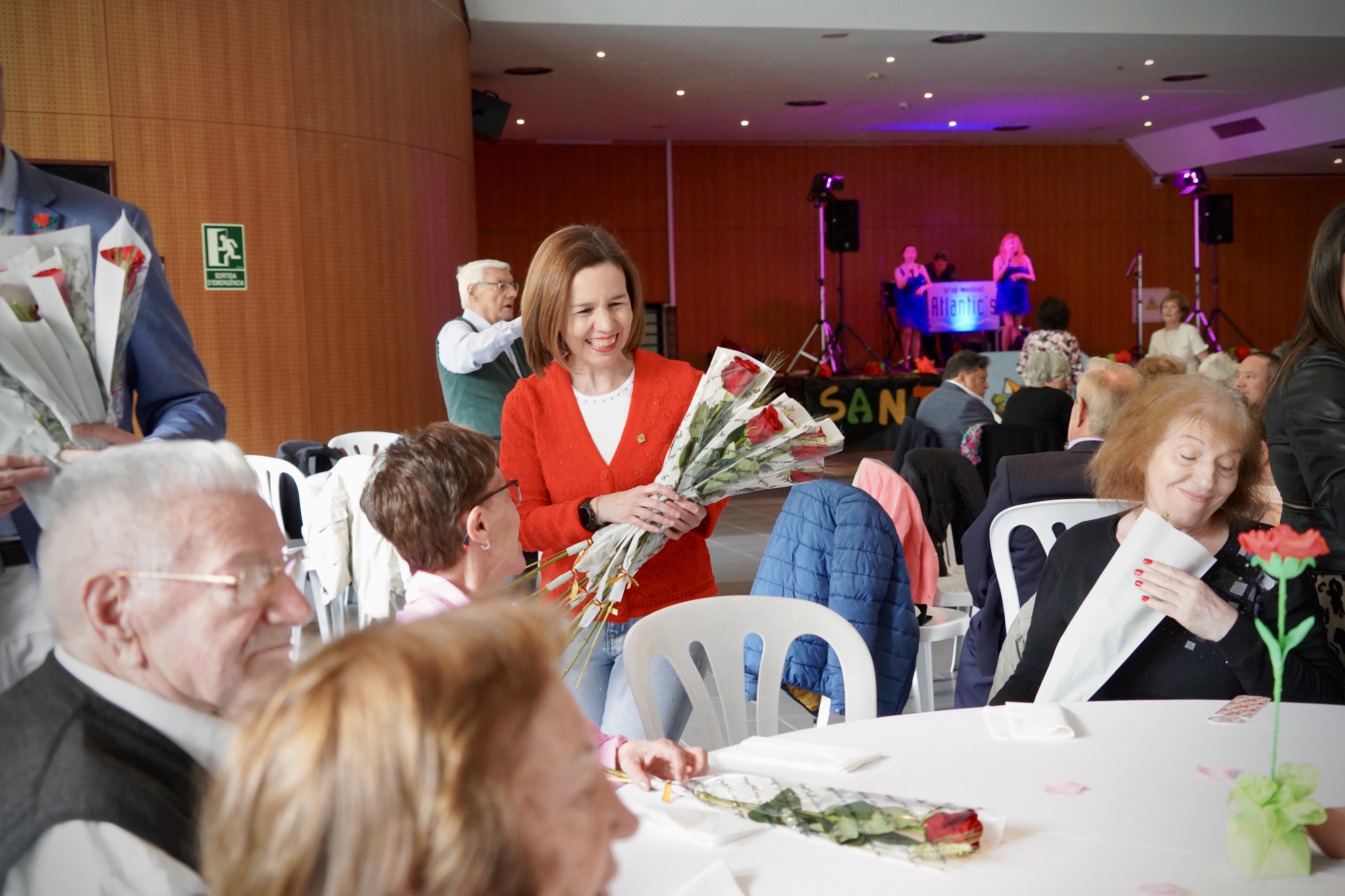 20250423 Sant Jordi gent gran Encamp @ComuEncamp (31).jpg