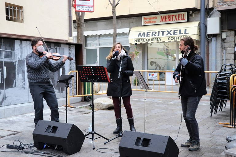 Fira de Santa Llúcia a la plaça Sant Miquel d'Encamp