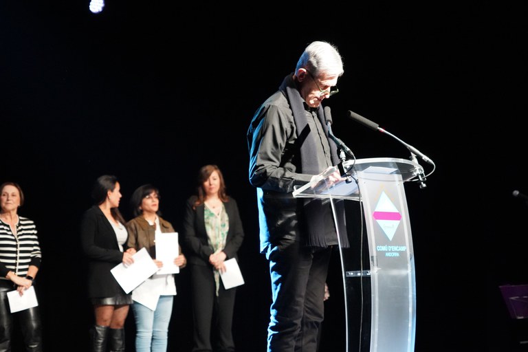 Dia Mundial de la Poesia 2024 @ComuEncamp