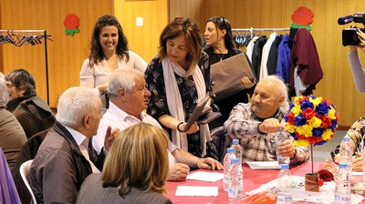 Festa Sant Jordi gent gran 2018-009.jpg.