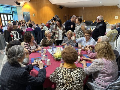 Castanyada per a la gent gran celebrada a Encamp.