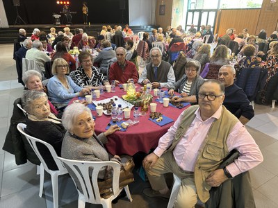 Castanyada per a la gent gran celebrada a Encamp.