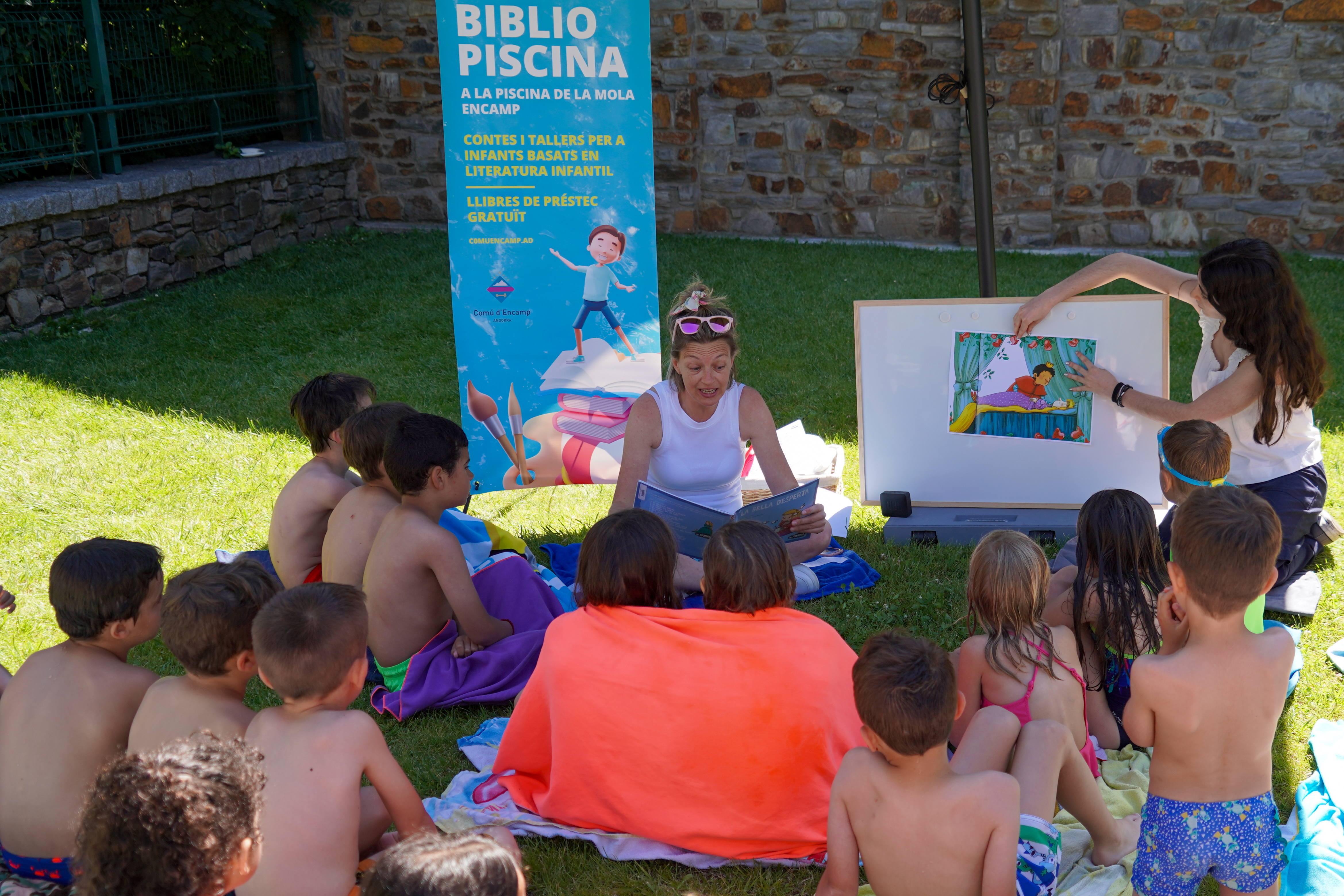 20240702 inici bibliopiscina @ComuEncamp (20).jpg