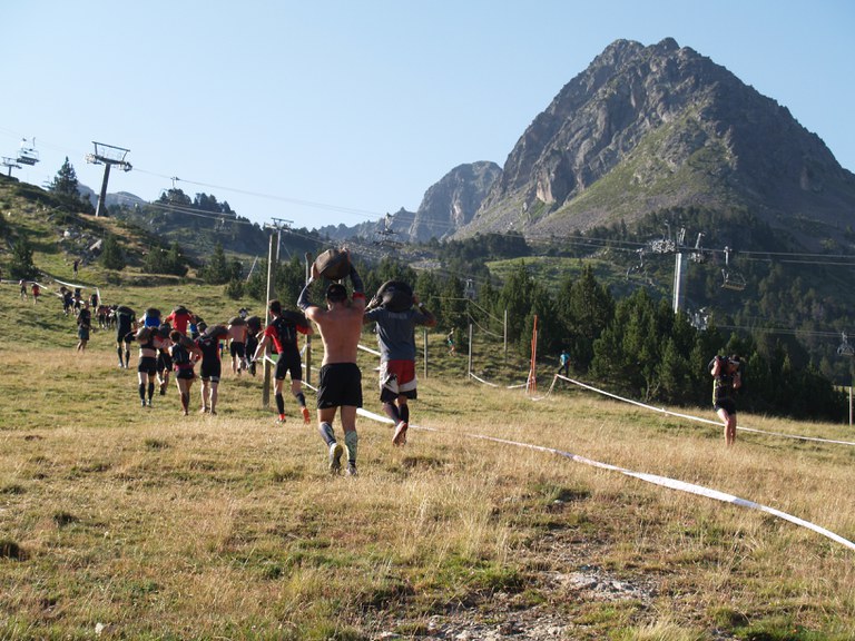 La Reebok Spartan Race omple Grau Roig 