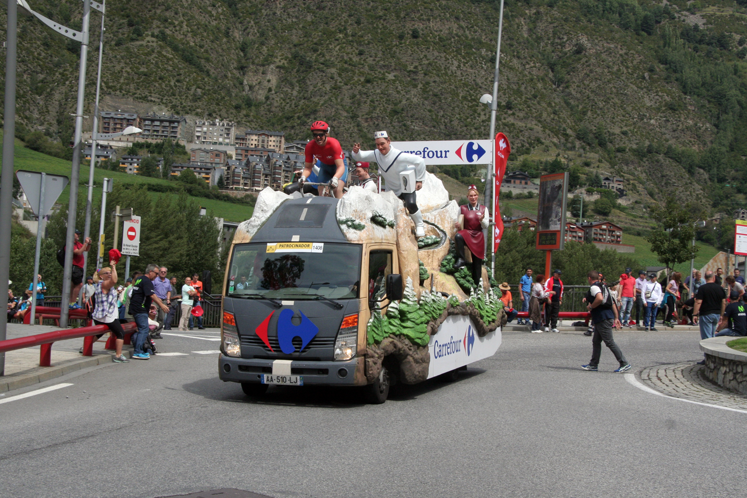 La Vuelta 2015 - Encamp centre-002.jpg