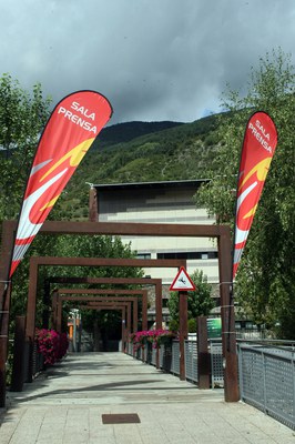 La Vuelta 2015 - Encamp centre-066.jpg.