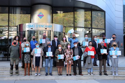 Entrega de premis de l'embelliment floral, on han participat fins a 43 establiments i particulars.