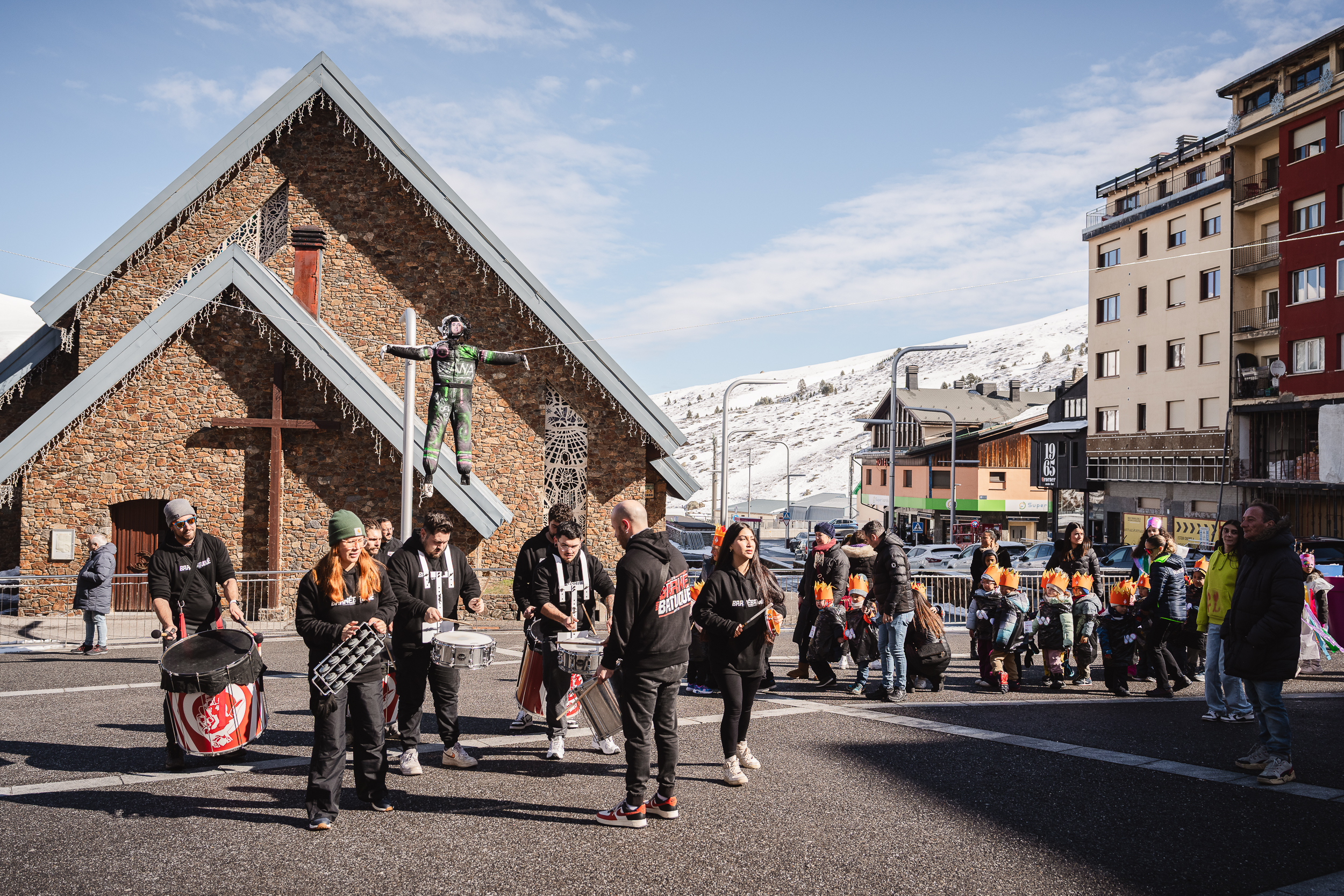 4 - BATUCADA LA BARNÉ BATUQUÉ - CARNAVAL PAS DE LA CASA 2025  - 42.jpg