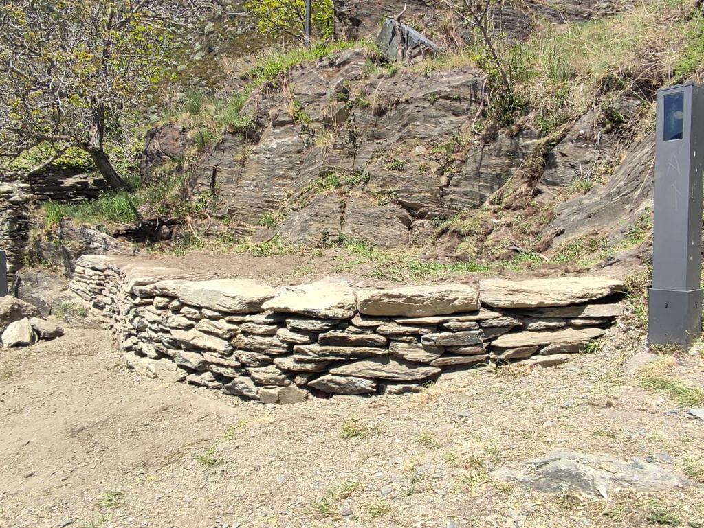 Curs de pedra seca impartit a Les Bons