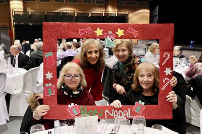 Dinar de Nadal de la gent gran a Encamp.