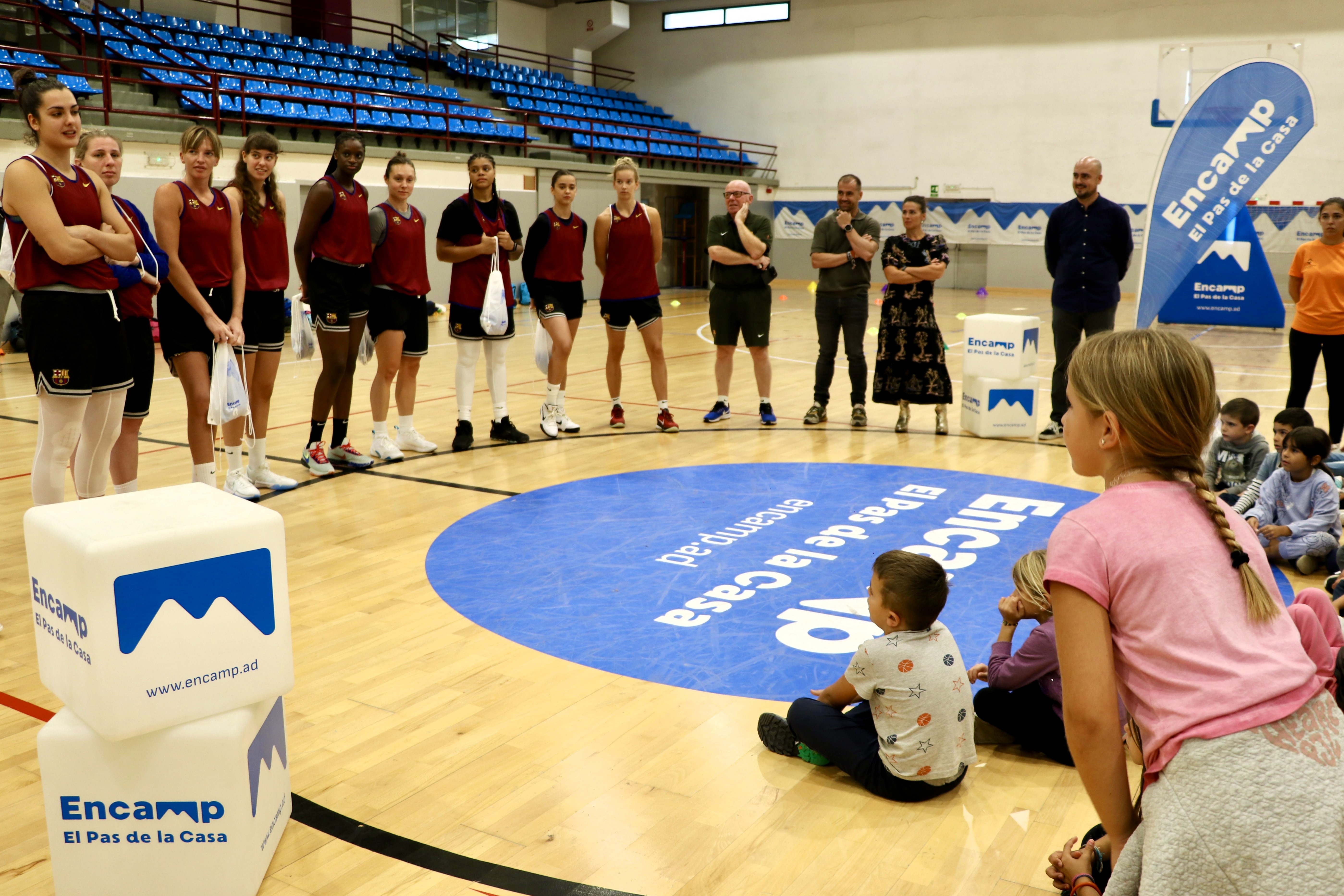 Estada del Barça CBS i activitat amb els i les infants de l'Àrea de Jovent i les joves de la Federació Andorrana de Basquetbol