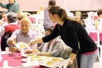 Les padrines i els padrins d'Encamp i d'Andorra la Vella celebren la castanyada