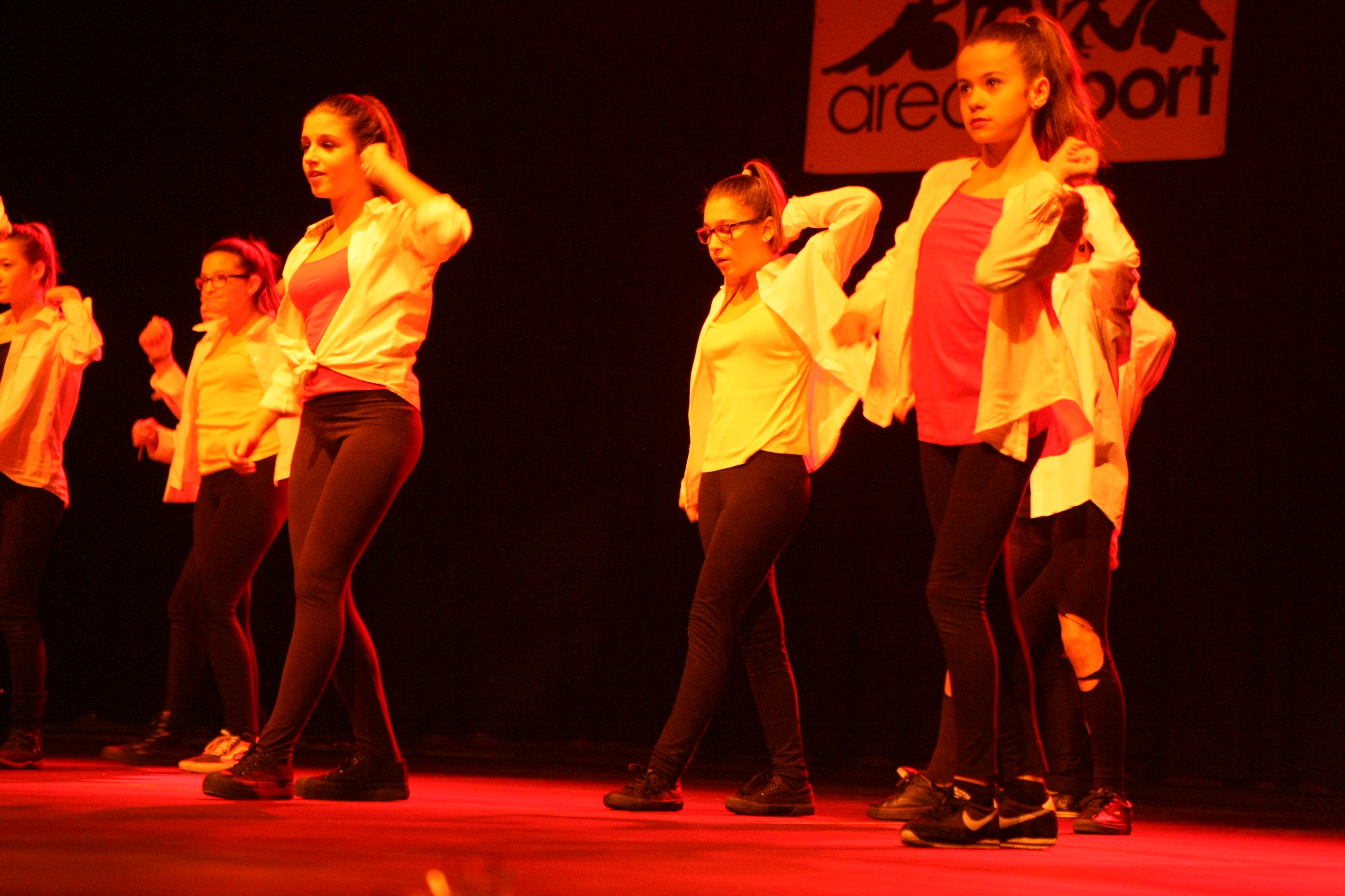 FESTIVAL DE LA NEU