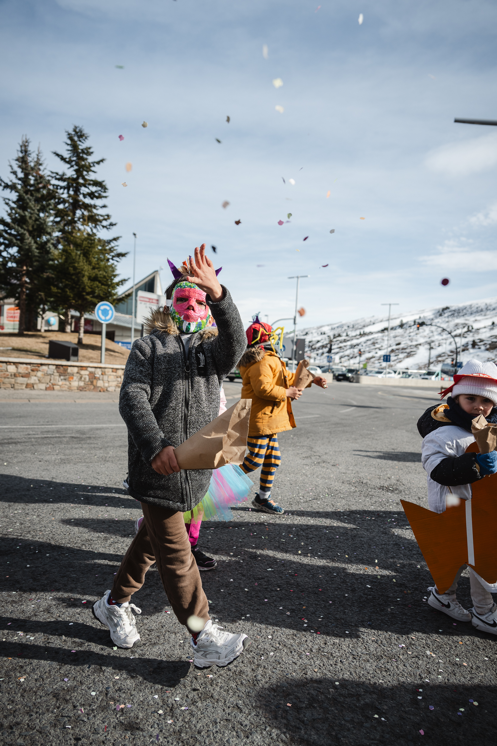 Rua de Carnaval de les escoles del Pas de la Casa @RubenCalvoperComuEncamp
