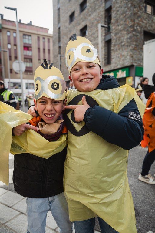 Rua de Carnaval de les escoles del Pas de la Casa @RubenCalvoperComuEncamp