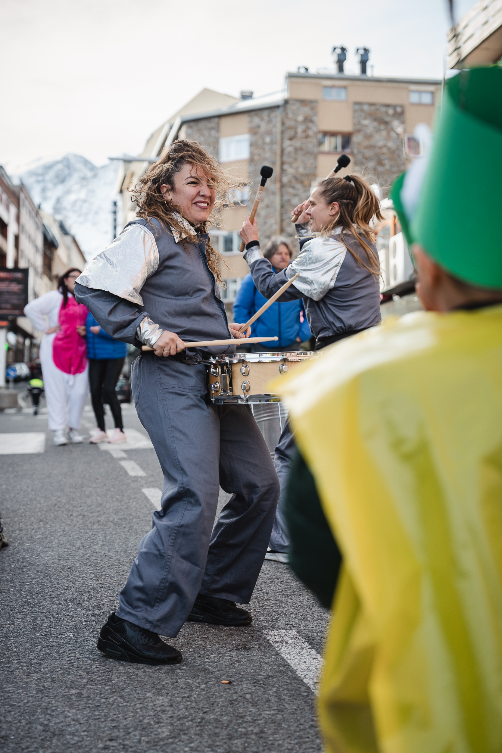 Rua de Carnaval de les escoles del Pas de la Casa @RubenCalvoperComuEncamp