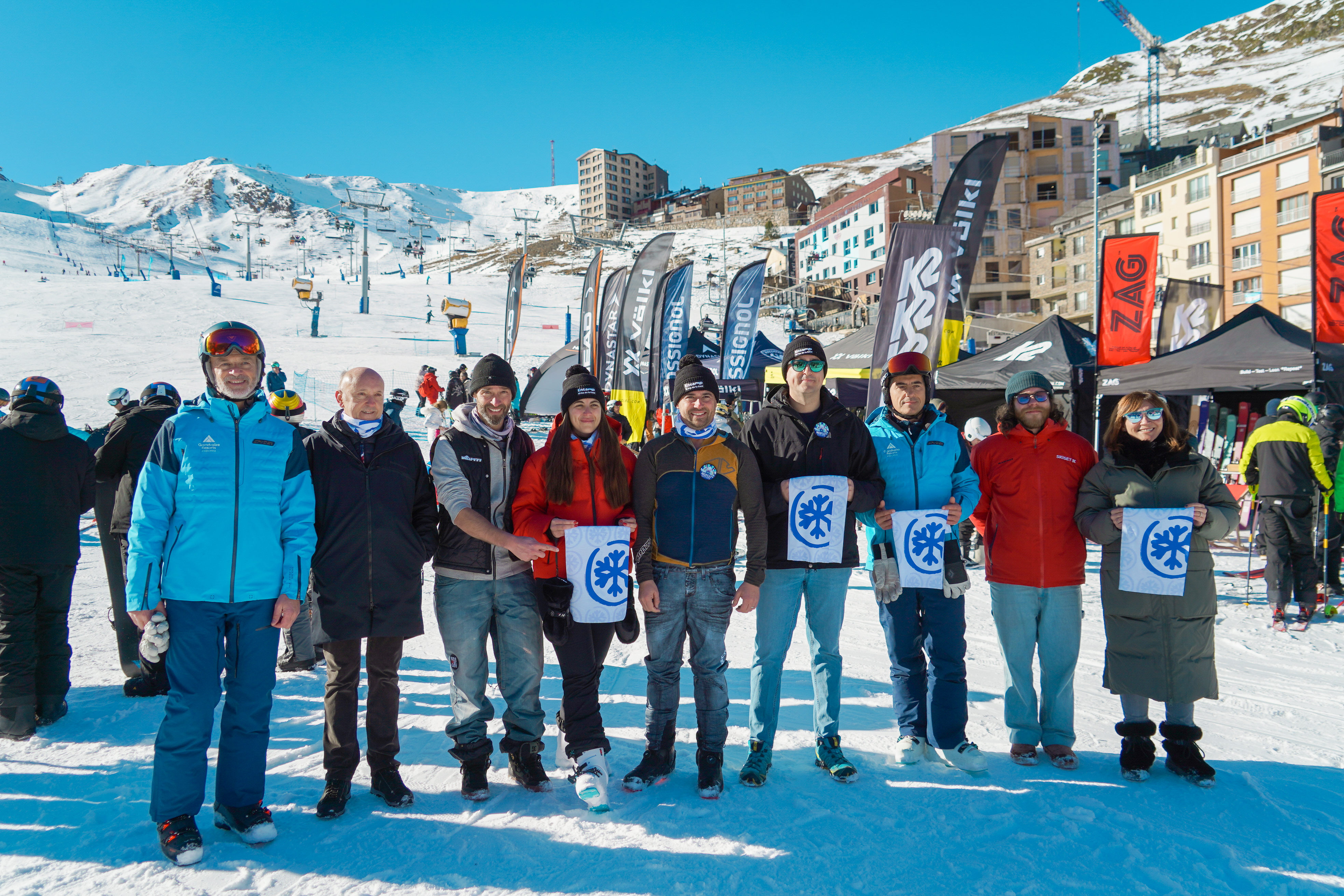 20251213 NeuFest - dissabte @ComuEncamp (33).jpg
