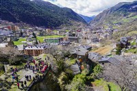 Missa i sardanes a Sant Romà de les Bons per celebrar la primera de les diades de l'any a Encamp