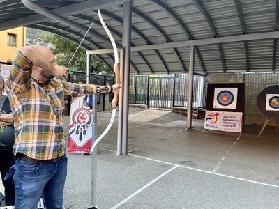 Activitat de tir amb arc a Encamp en el marc de la 3a edició de ‘Mou-te per la teva salut’.