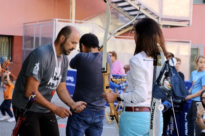 Activitat de tir amb arc a Encamp en el marc de la 3a edició de ‘Mou-te per la teva salut’.