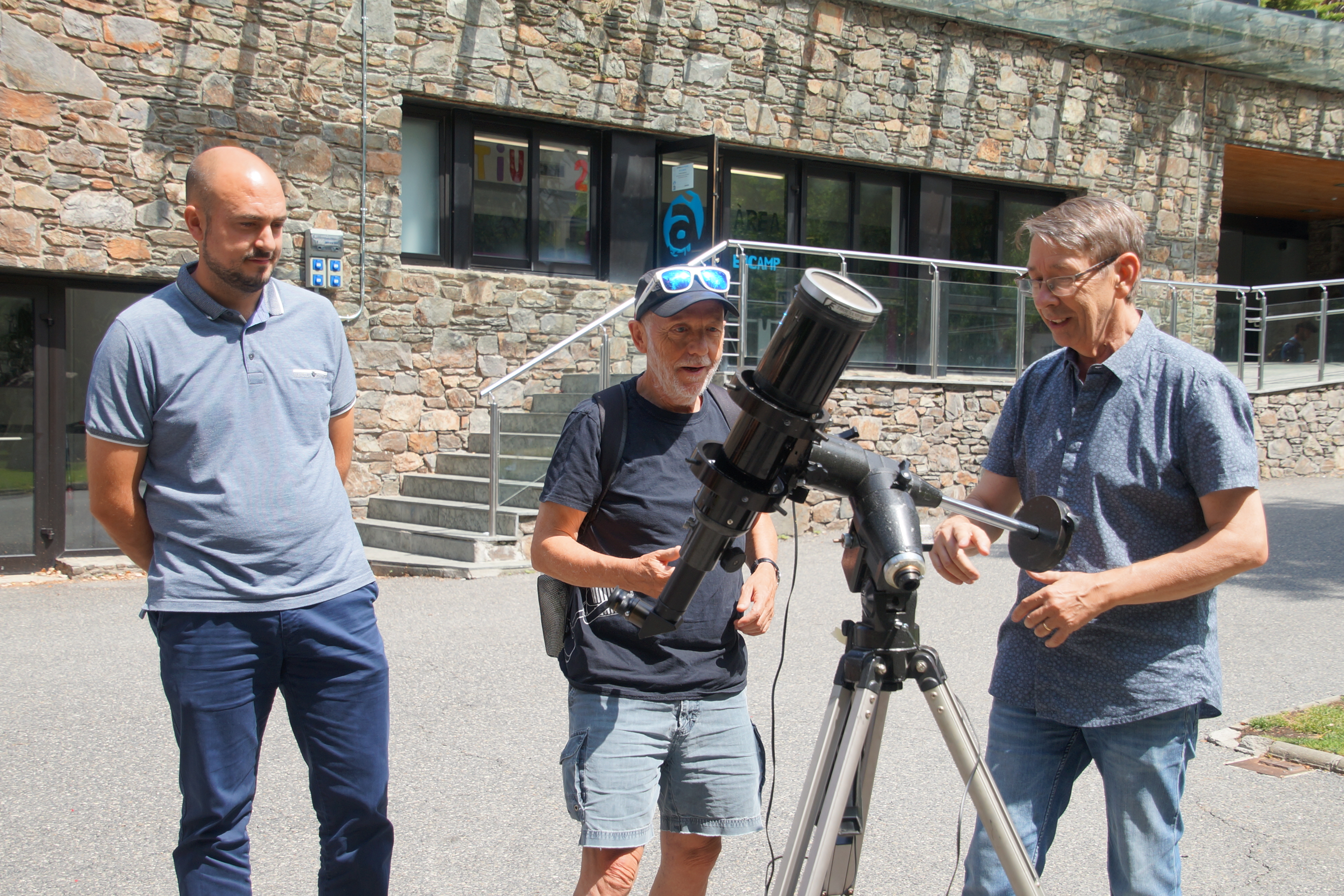 Observació astronòmica amb Joan Pujol a Encamp
