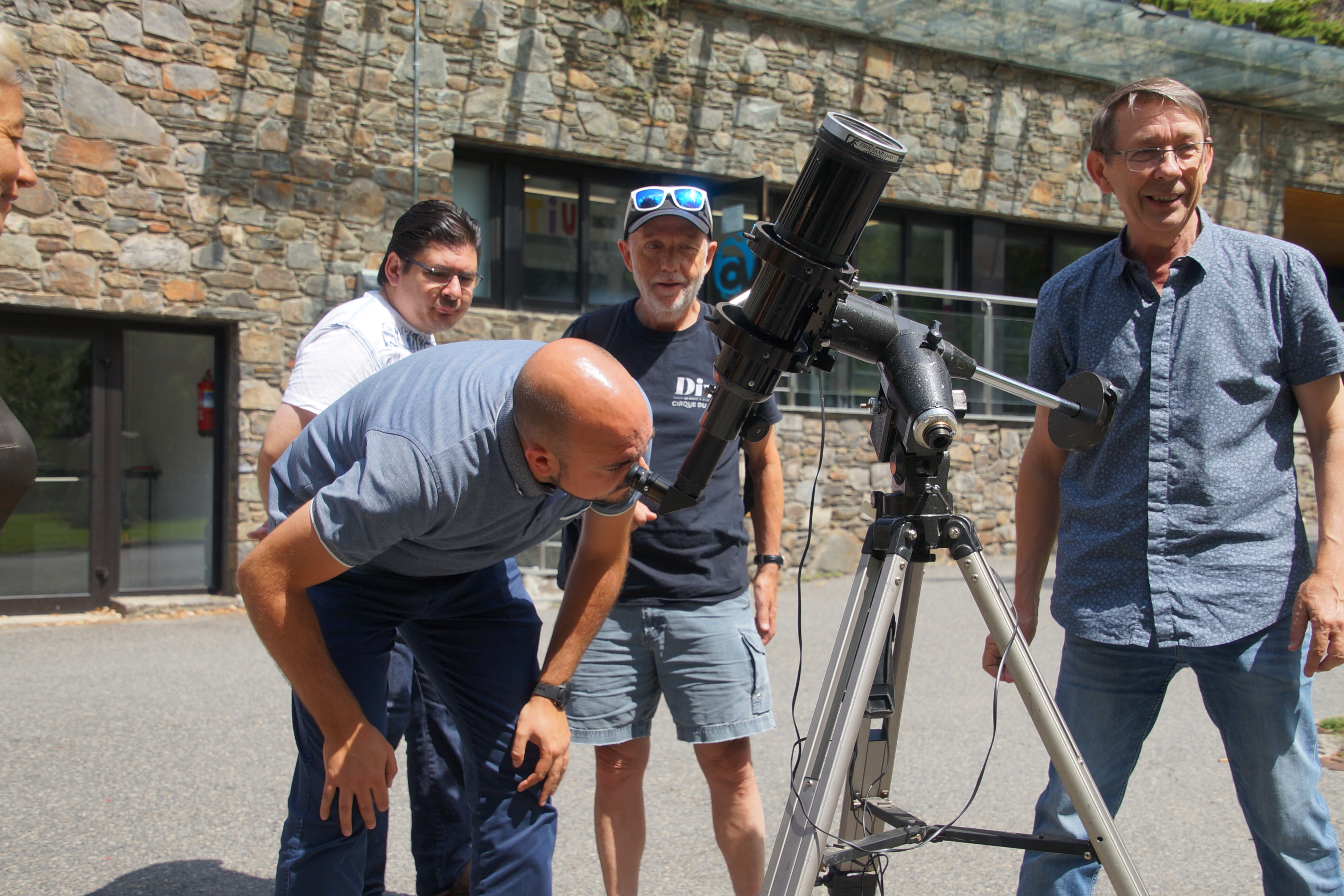 Observació astronòmica amb Joan Pujol a Encamp