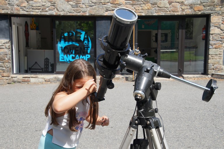 Observació astronòmica amb Joan Pujol a Encamp