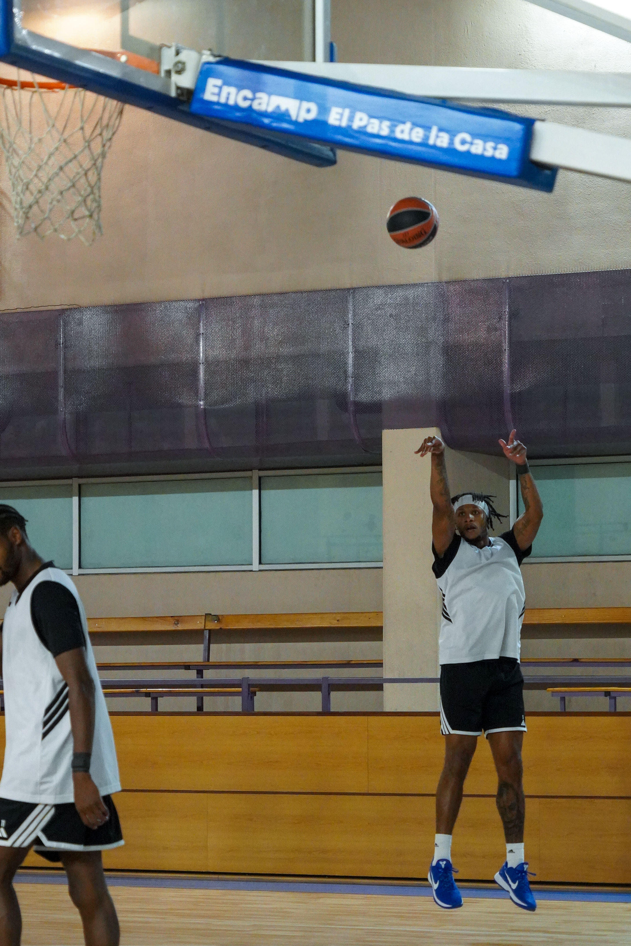 20250904 Estada del Paris Basketball al Pas de la Casa
