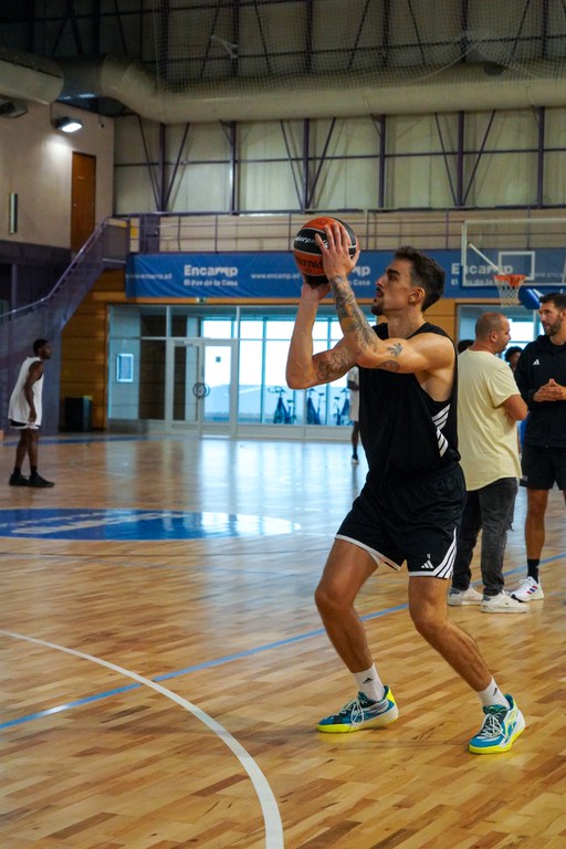 20250904 Estada del Paris Basketball al Pas de la Casa