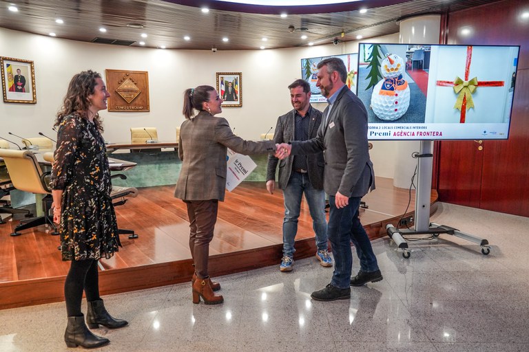 Premis V Concurs aparadors i decoracions de Nadal Encamp i El Pas de la Casa