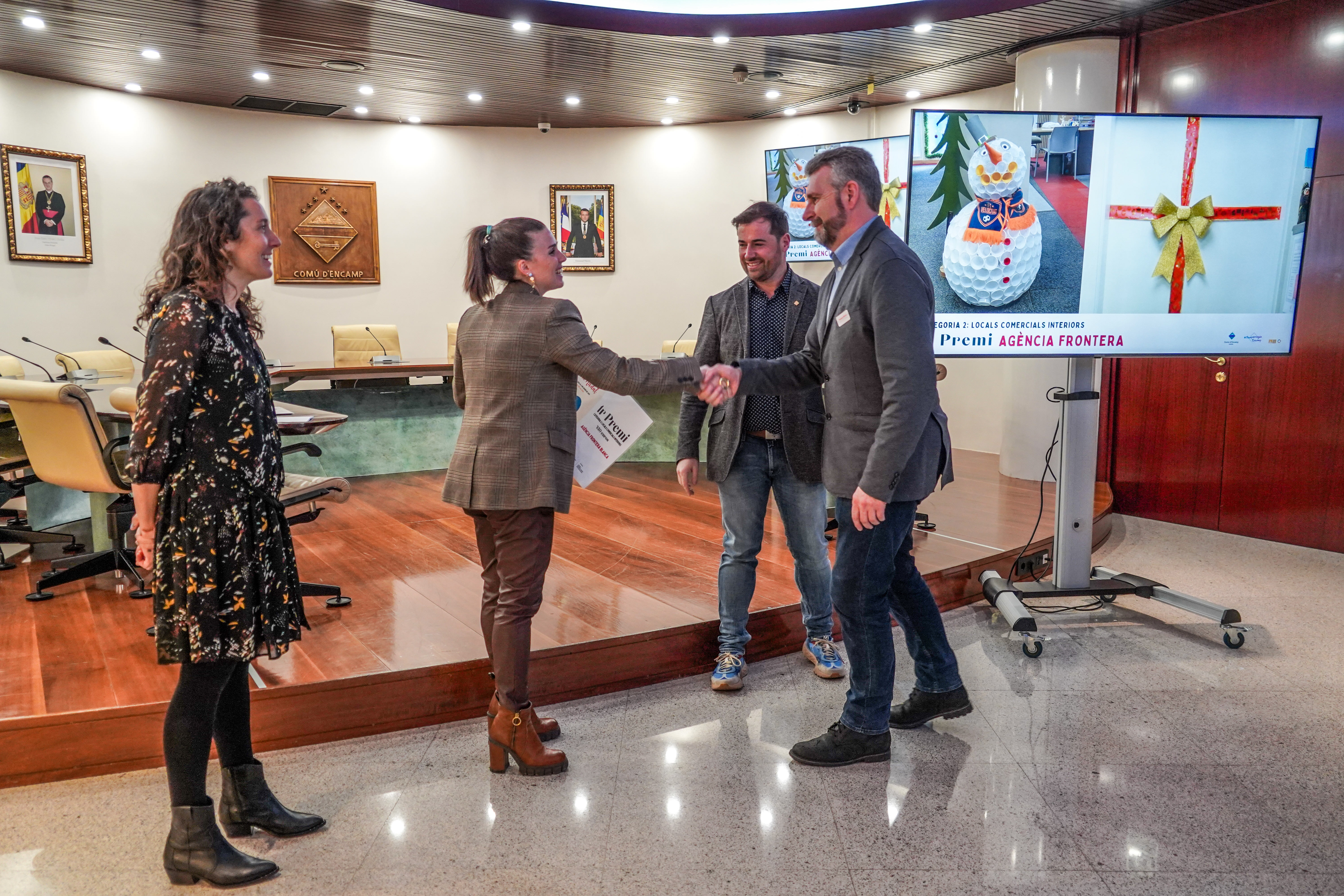 Premis V Concurs aparadors i decoracions de Nadal Encamp i El Pas de la Casa