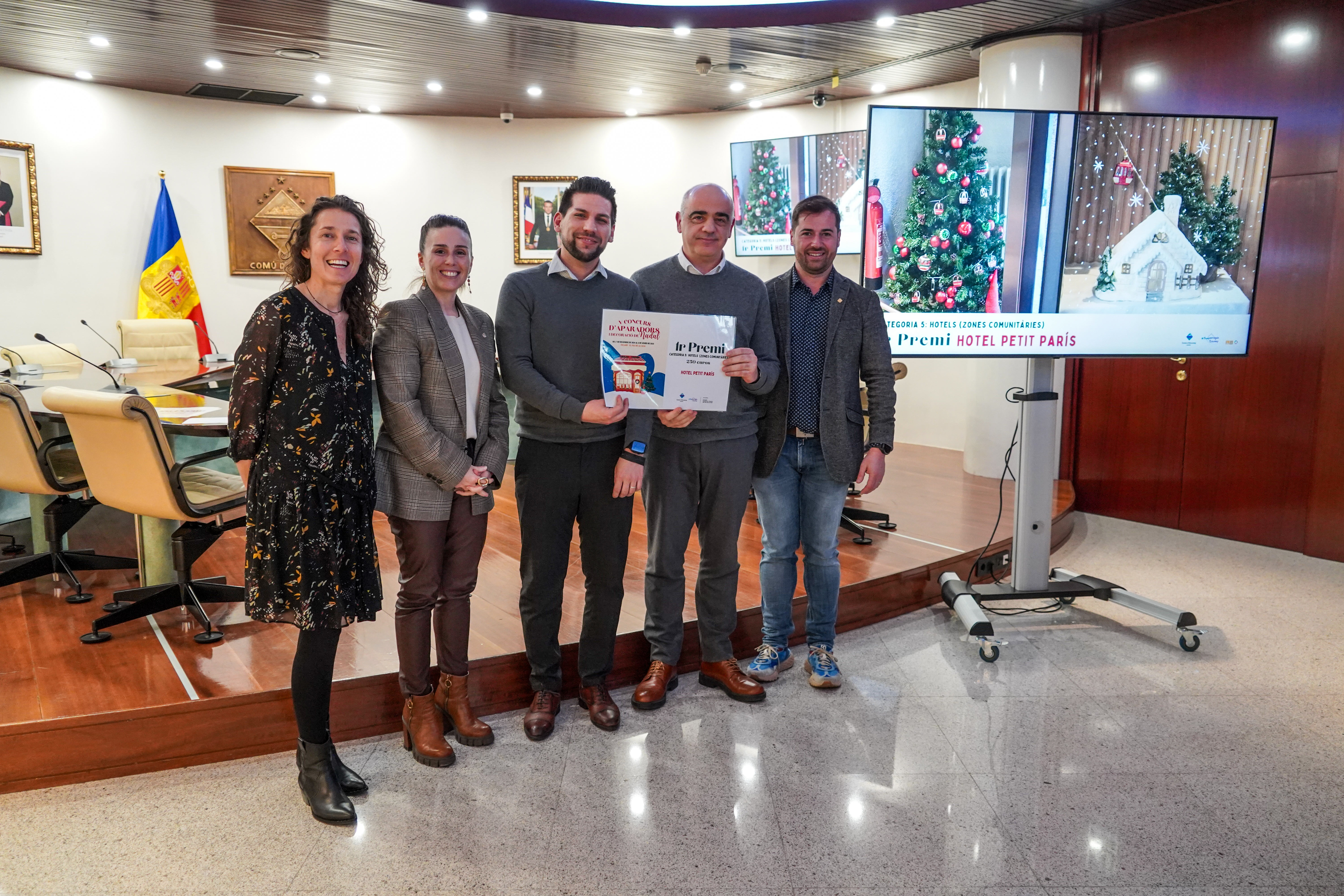 Premis V Concurs aparadors i decoracions de Nadal Encamp i El Pas de la Casa