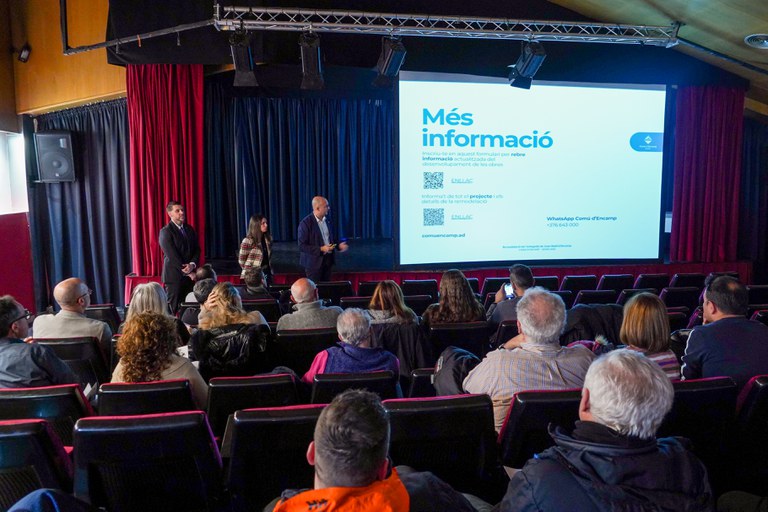 20260112 Reunió informativa remodelació avinguda joan martí @ComuEncamp (8).jpg