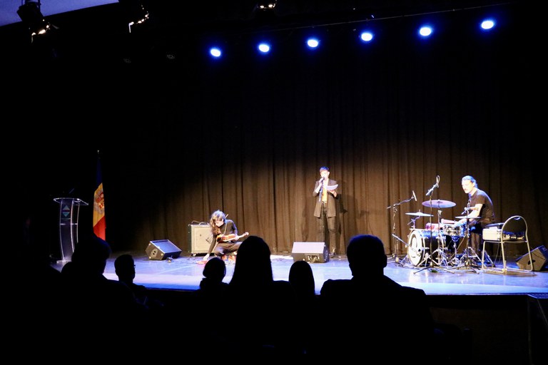 Dia mundial de la Poesia a Encamp