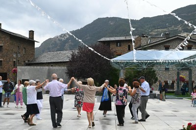 202040901 Aplec sardanes Encamp 2024.