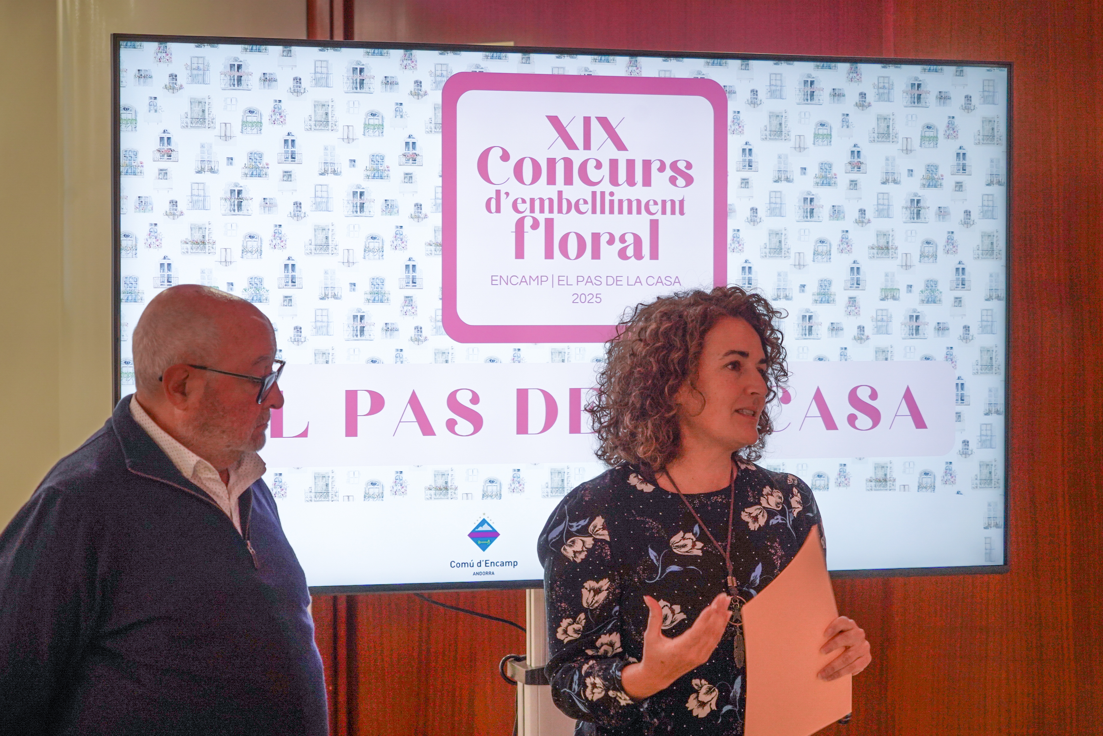 20251021 entrega premis embelliment floral @ComuEncamp  (31).jpg