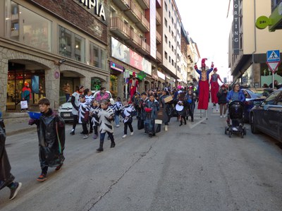 Rua de Carnaval escoles del Pas de la Casa.