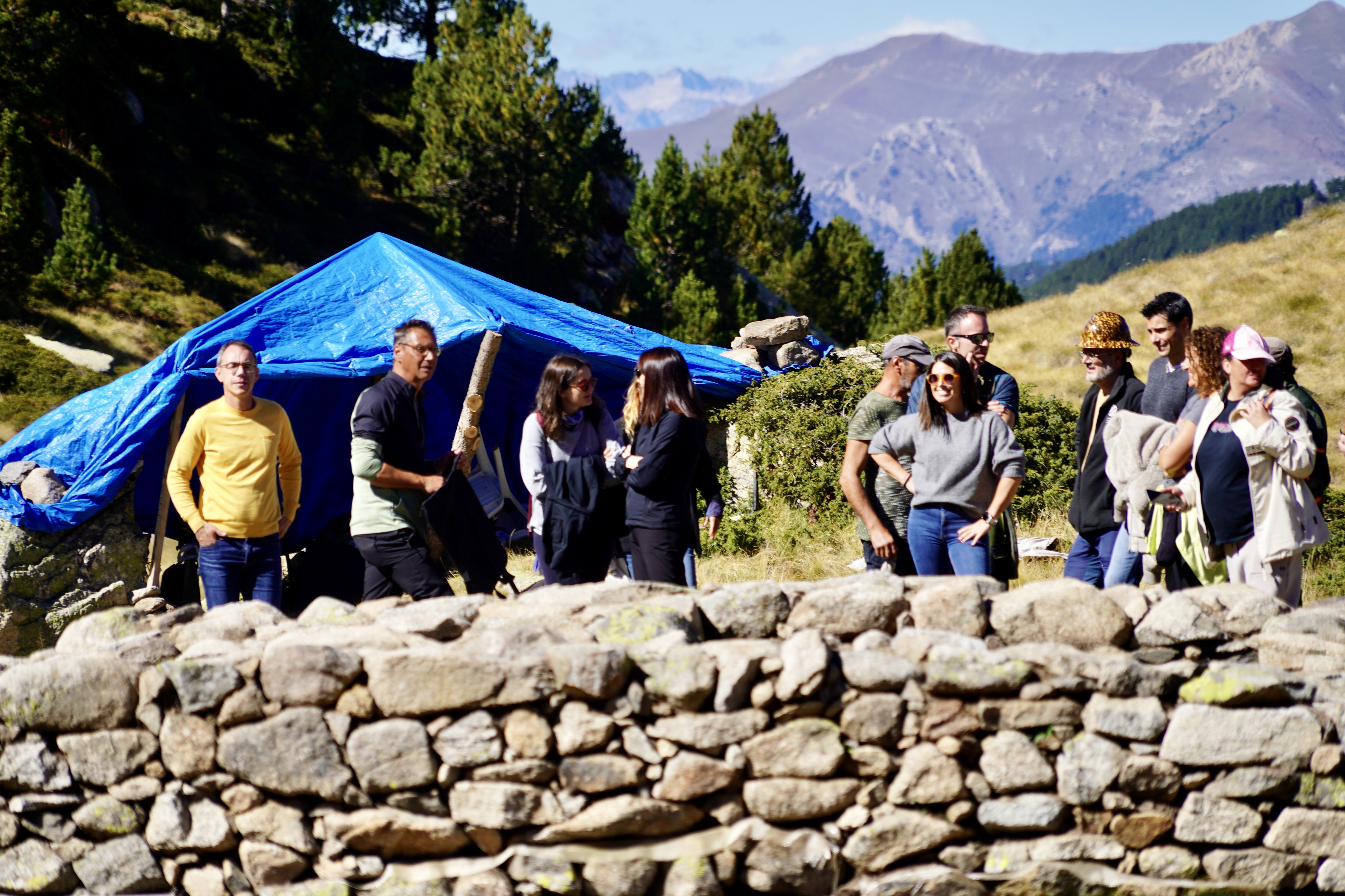 Visita al dolmen del Cubil i a part de la ruta dels orris @ComuEncamp