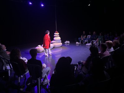 Espectacle 'Pedres' del projecte La Llançadora d'Encamp.