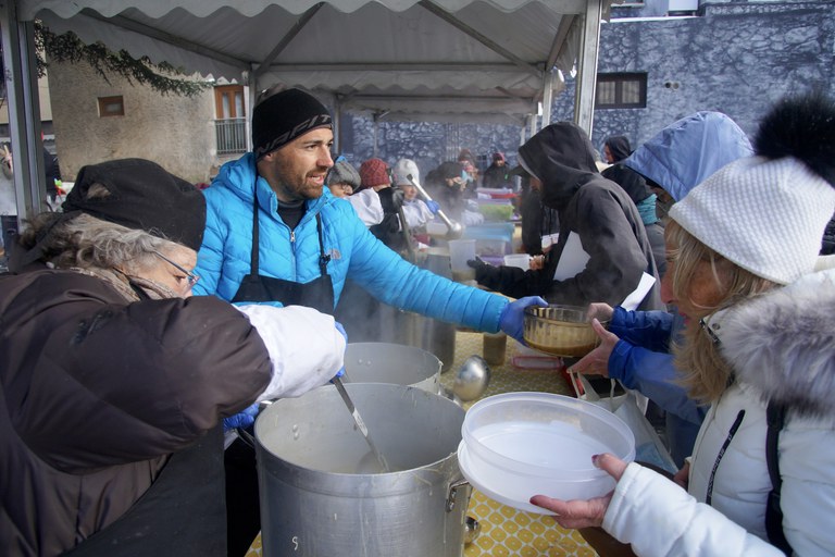 Escudella Sant Antoni Encamp. Gener 2023. Comú d'Encamp