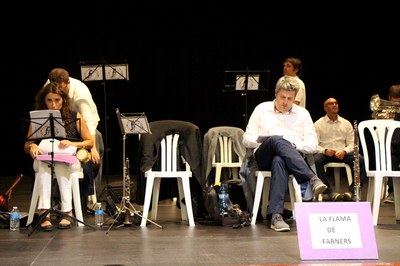 118460_concurs_sardanes_1.jpg.