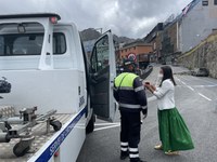 Reparada la fuita d'aigua al Pas de la Casa provocada pel trencament d'una canonada