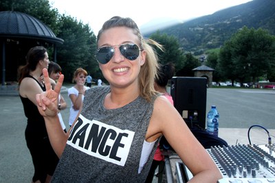 hiphop-001.jpg.