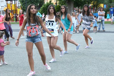 hiphop-005.jpg.