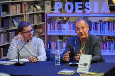 20241016 Toni Sala entrevista literaria @ComuEncamp (1).jpg.