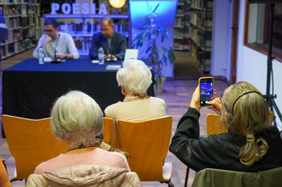 20241016 Toni Sala entrevista literaria @ComuEncamp (33).jpg.