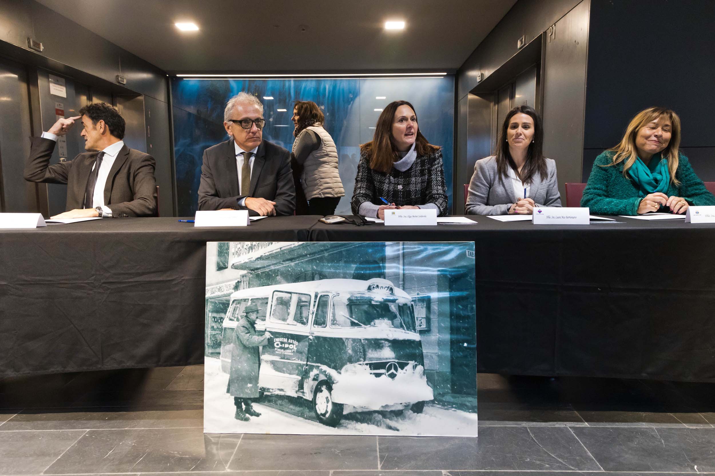 Signatura del conveni per l'ús del nom Clípol